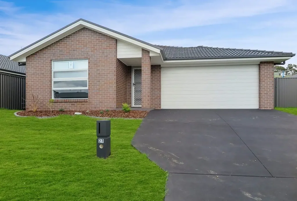 27 Tourmaline Drive, Rutherford, NSW 2320