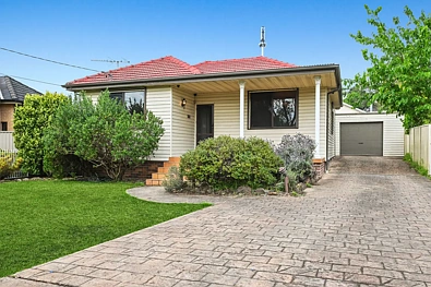 5 Cory Avenue, Padstow, NSW 2211, 4房, 2浴, House