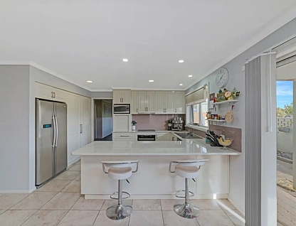 2 Glenview Drive, Warrnambool, VIC 3280, 4 slaapkamers, 3 badkamers, House