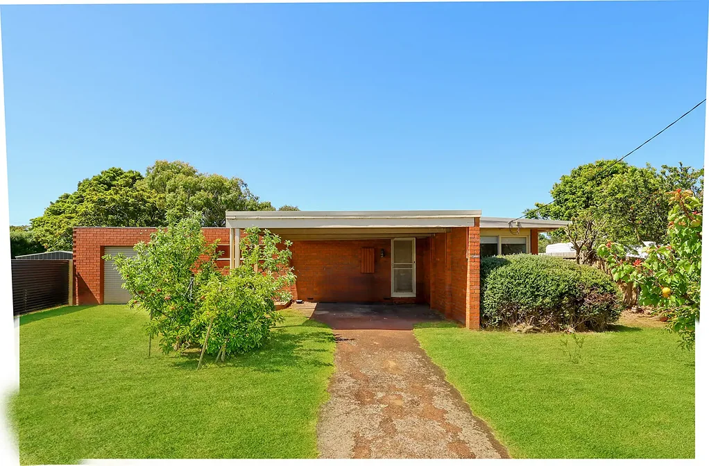 18 Donaldson Drive, Warrnambool, VIC 3280
