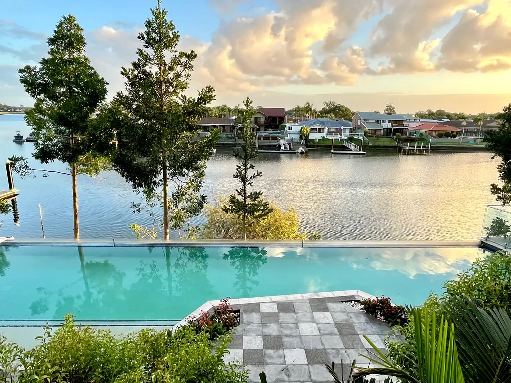 4102/5 Harbour Side Court, Biggera Waters, QLD 4216