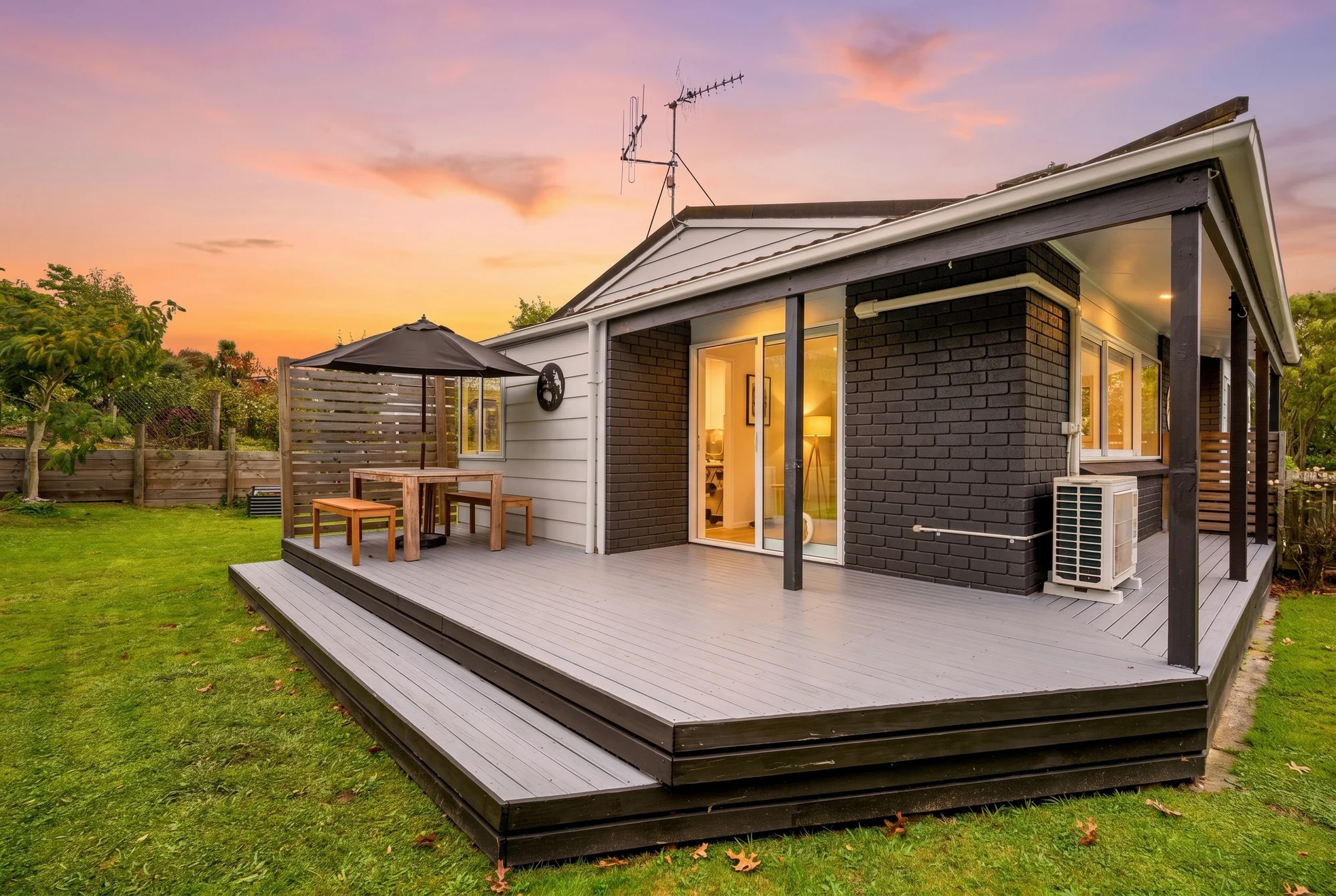 Waipahihi 3ห้องนอน Renovated Family Home on Shepherd Awaits You