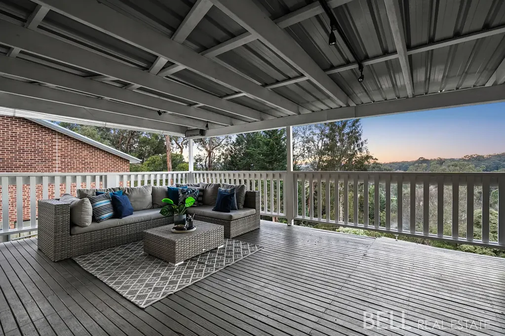 Mount Evelyn 3 Slaapkamer Sunrise Views and a Big ¼ Acre Block