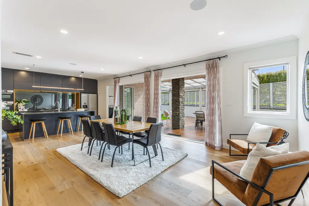 2 Caldwell Place, Pinehill, Auckland