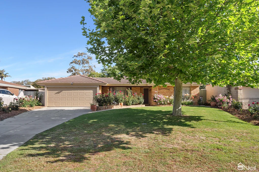 13 Armitage Road, Kelmscott, WA 6111