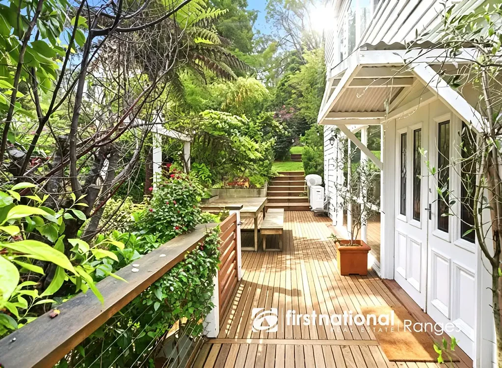15 Charman Avenue, Emerald, VIC 3782