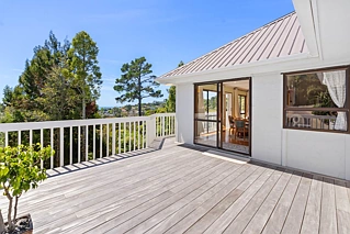 1/553 East Coast Road, Browns Bay, North Shore City