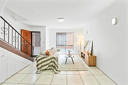 2/11-13 Torrens Street, Merrylands