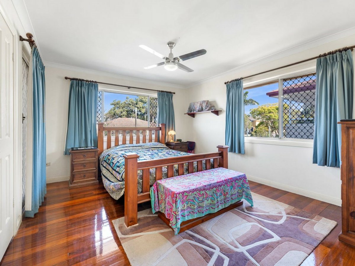 22 CRESTGARDEN ST, MACGREGOR QLD 4109, 0房, 0浴, House