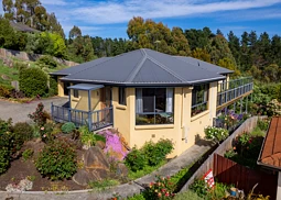 8/48 Andrea Place, Riverside