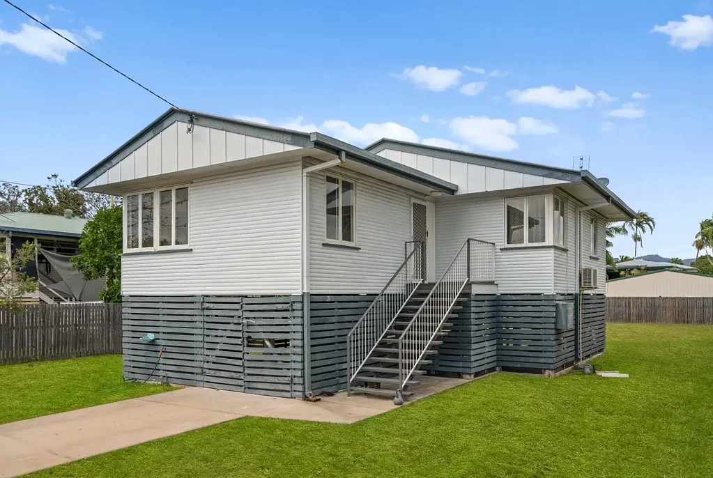 28 Clarke St, Garbutt, QLD 4814