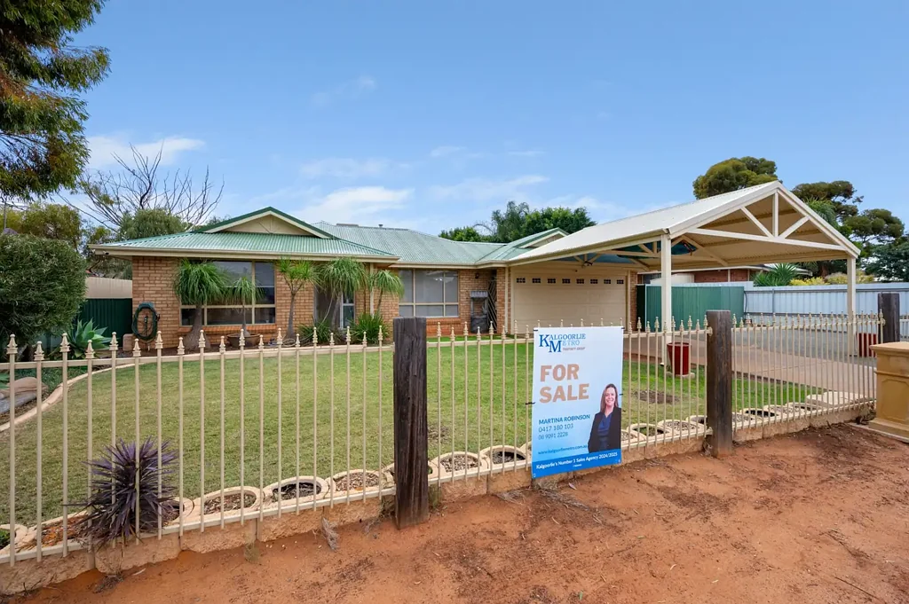 Kalgoorlie 4Zimmer Spacious Family Home Close to Primary School and Shopping Centre