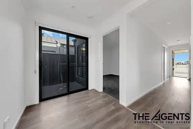 74 Odyssey Boulevard, Tarneit, VIC 3029, 4 slaapkamers, 2 badkamers, House