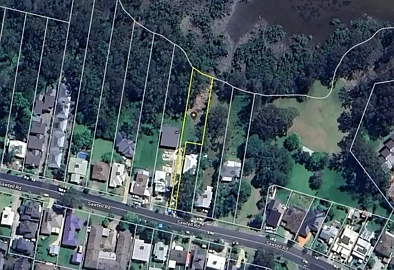 Toormina Prime Vacant Land with Boambee Creek frontage in Toormina