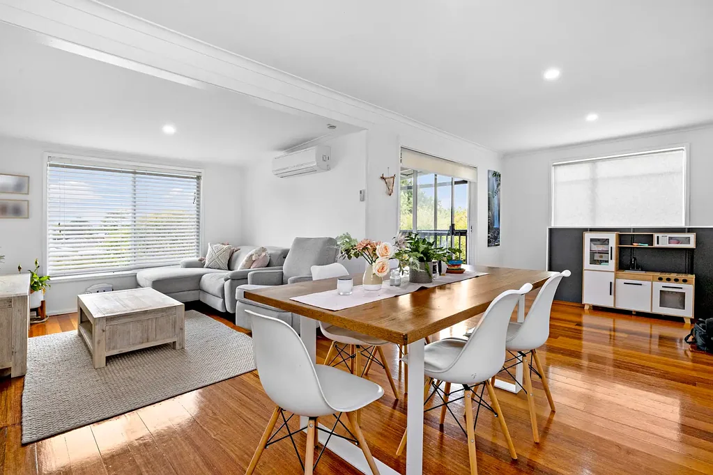 Dromana 3 Bedroom Unlock the Potential with Endorsed Plans & Permits for 2 Designer Townhouses