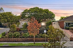 172 Holmes Road, Moonee Ponds