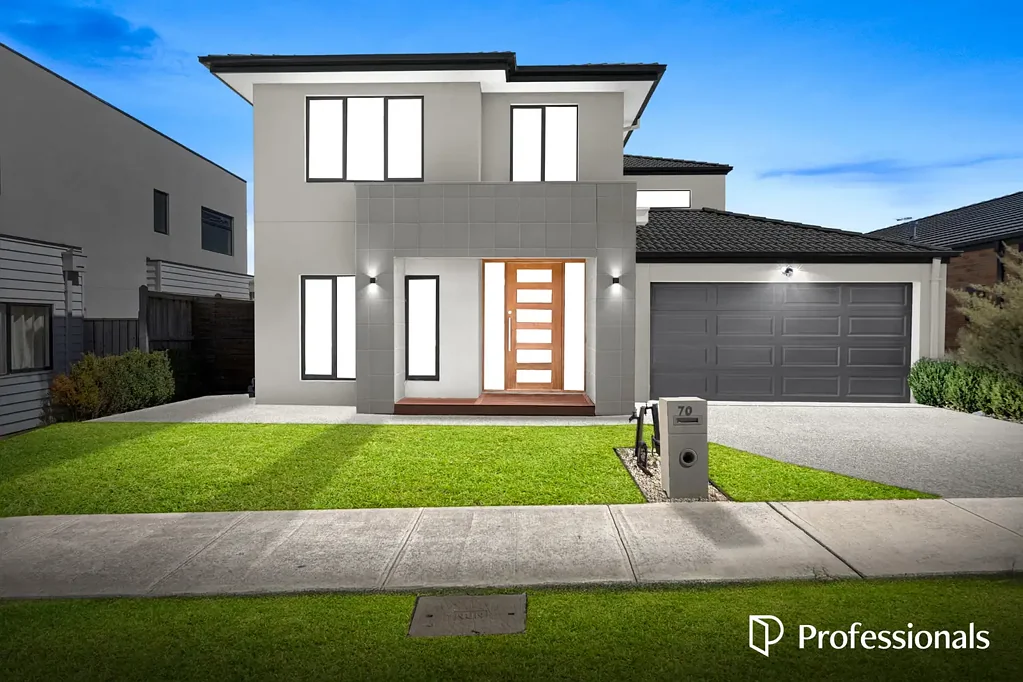70 Viewbright Road, Clyde North, VIC 3978
