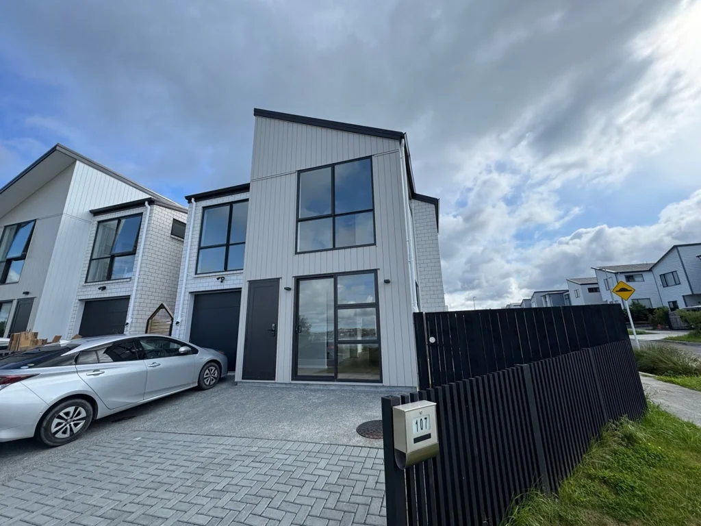 Brand New Family Home in Central Hobsonville