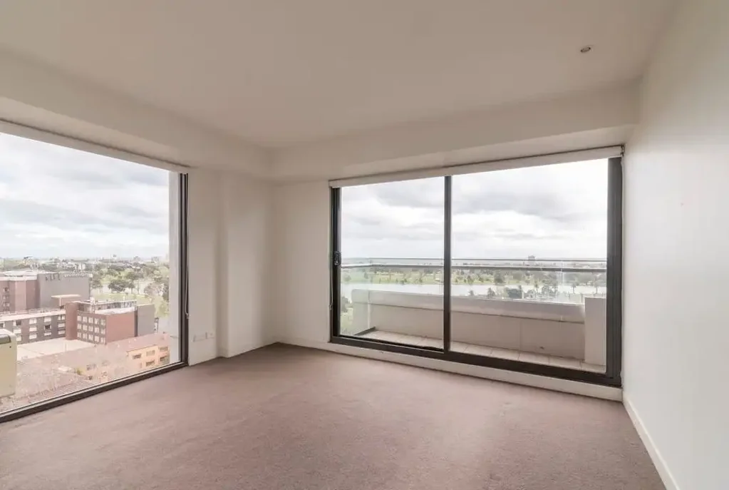 1327/572 St Kilda Road, Melbourne, VIC 3000