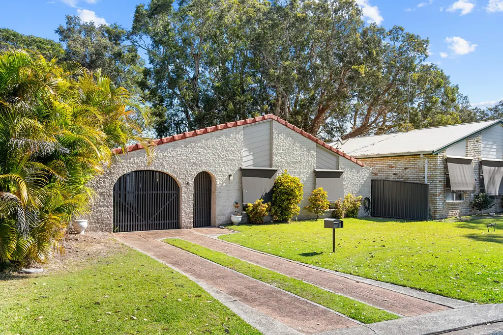 8 Guy Avenue, Forster, NSW 2428