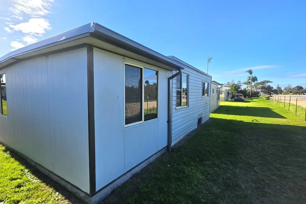 Warilla 2 Slaapkamer Waterfront in Windermere!