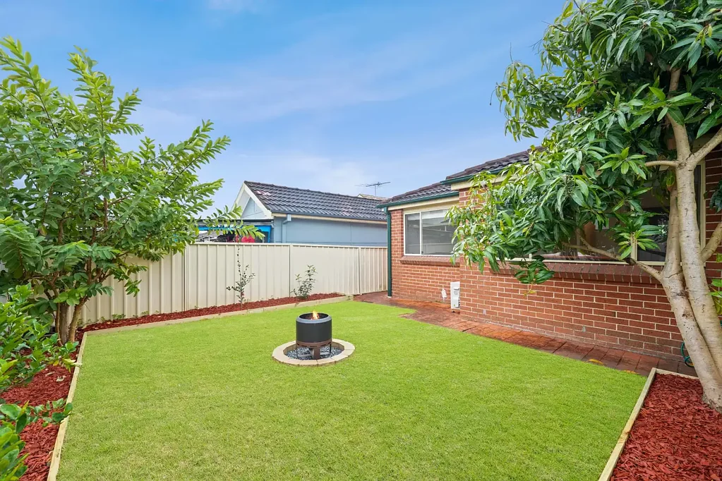 Merrylands 3部屋 Charming Duplex to Inspire