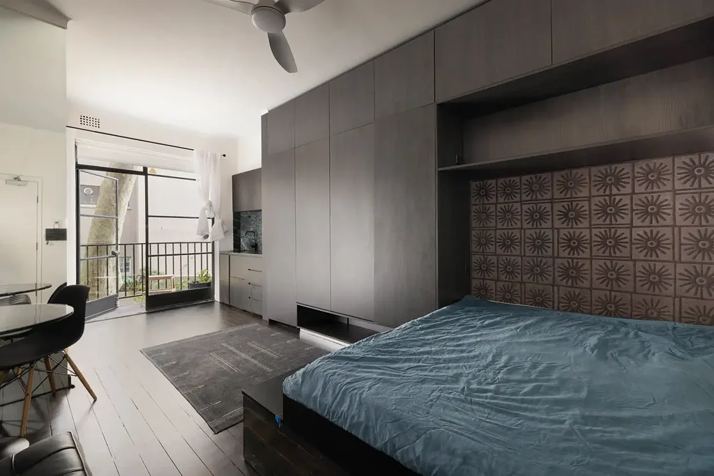 Park View Art Deco studio apartment with balcony