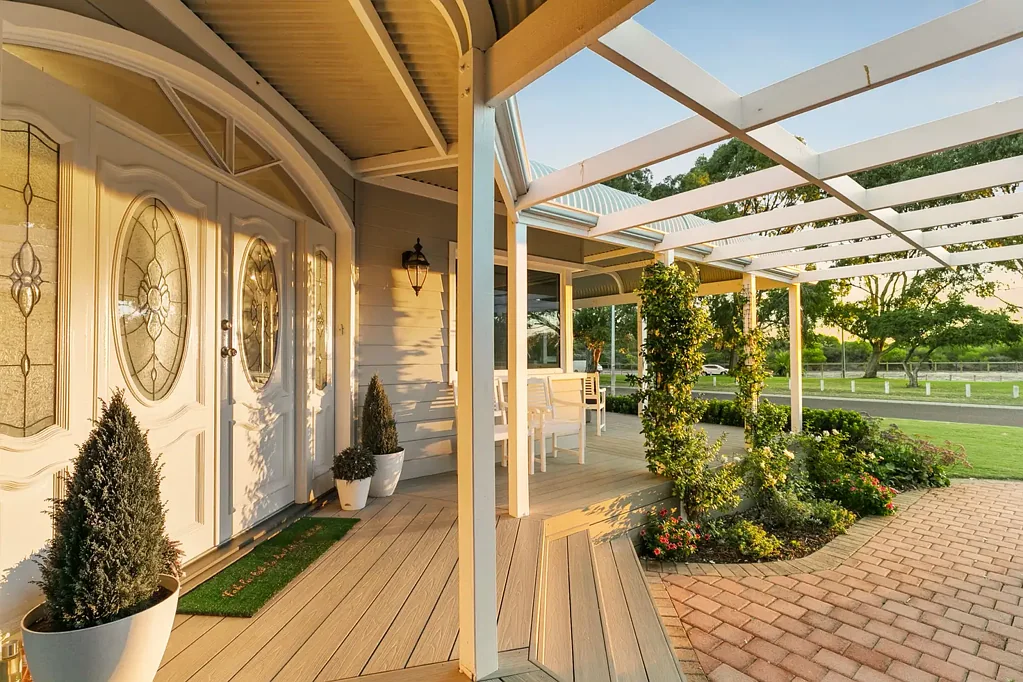 18 Clareville Crescent, Kallaroo, WA 6025