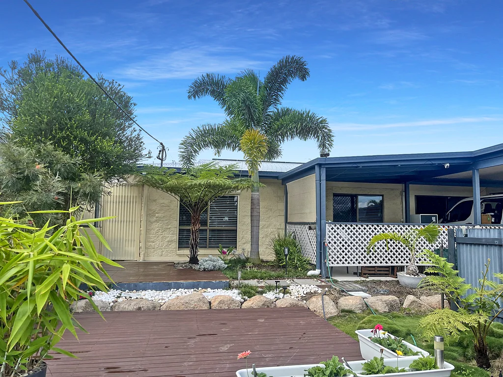 1/10 Pleasant Avenue, Tannum Sands, QLD 4680
