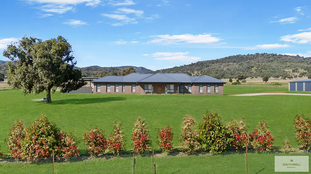 13 Horseshoe Place, Tamworth, NSW 2340