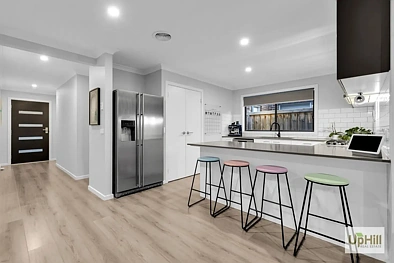 ਰਸੋਈ - 20 Lancelot Avenue, Clyde, VIC 3978