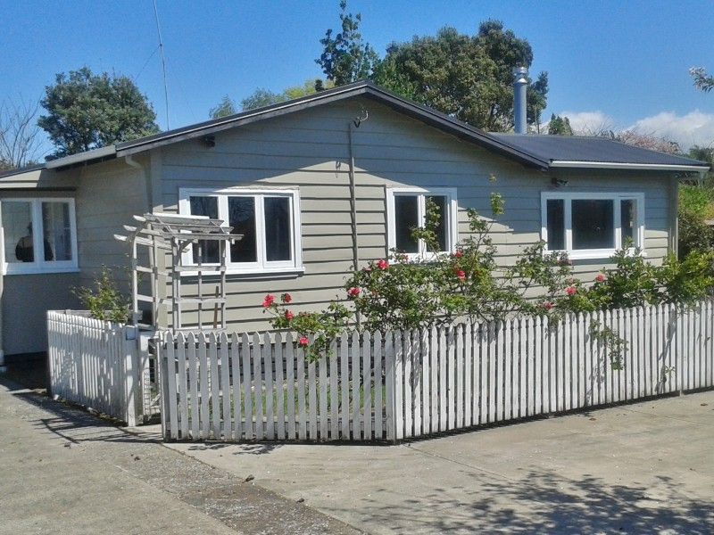 20 Bridge Street, Edgecumbe, Whakatane, 2 રૂમ, 1 બાથરૂમ