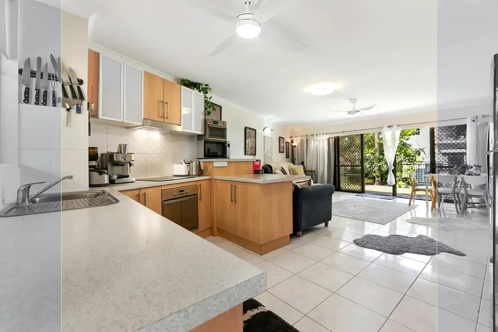 Yorkeys Knob 2कमरा Ground floor, beachfront location!
