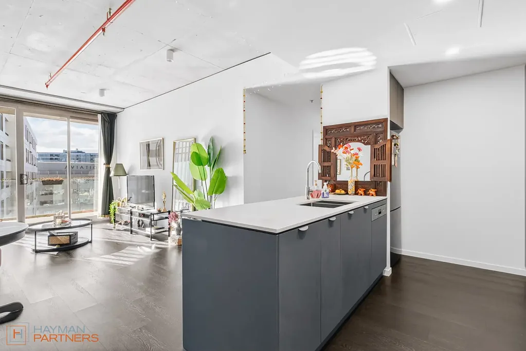Modern Two-Bedroom Apartment in the Heart of Phillip