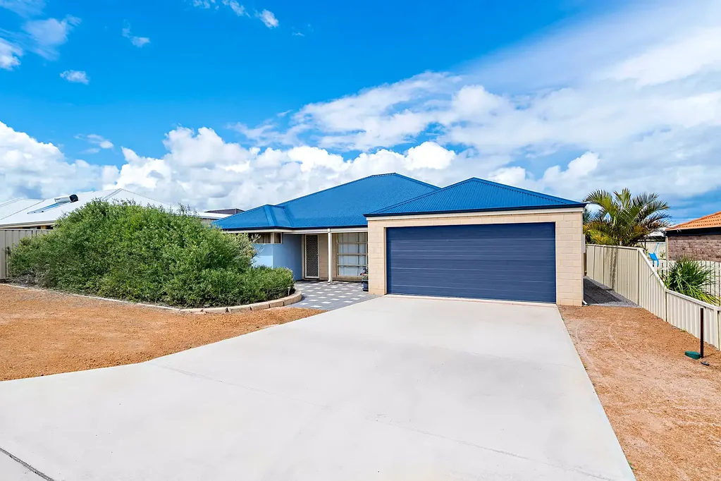 24 Portside Road, Drummond Cove, WA 6532