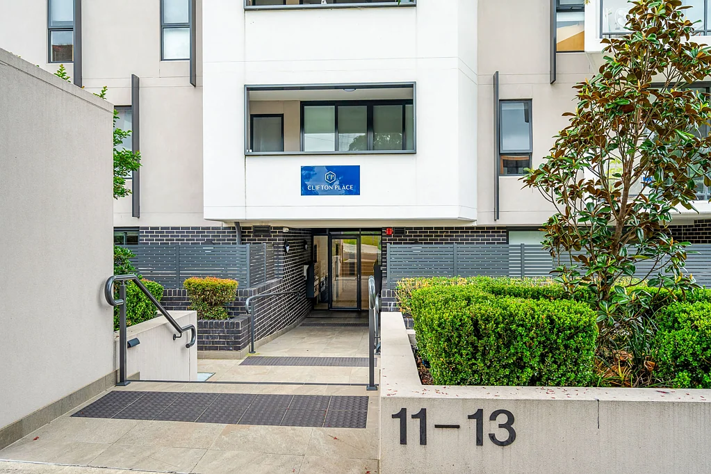 206/11 Clifton Street, Blacktown, NSW 2148
