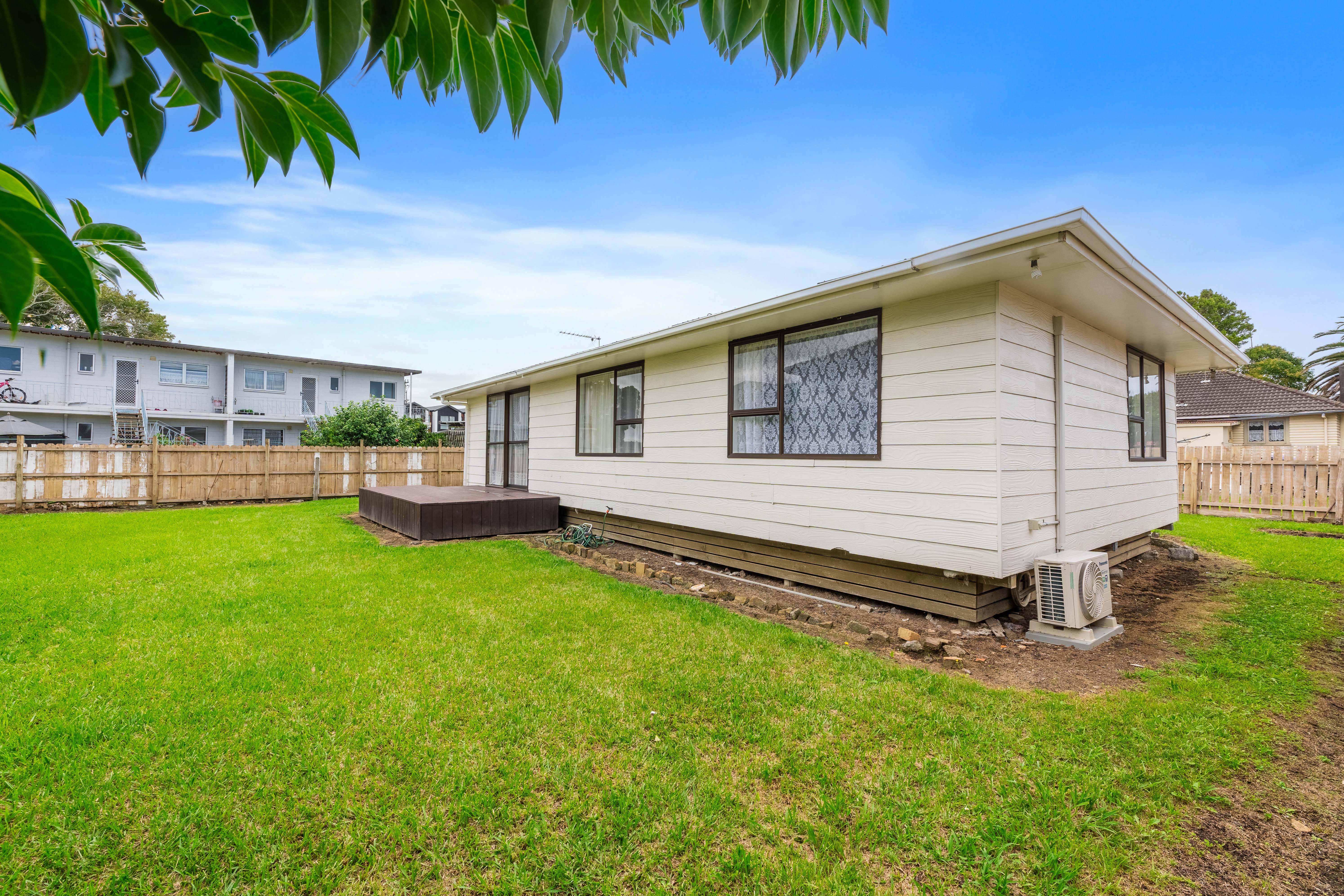 2/295 Massey Road, Mangere East, Auckland - Manukau, 3 રૂમ, 1 બાથરૂમ, House