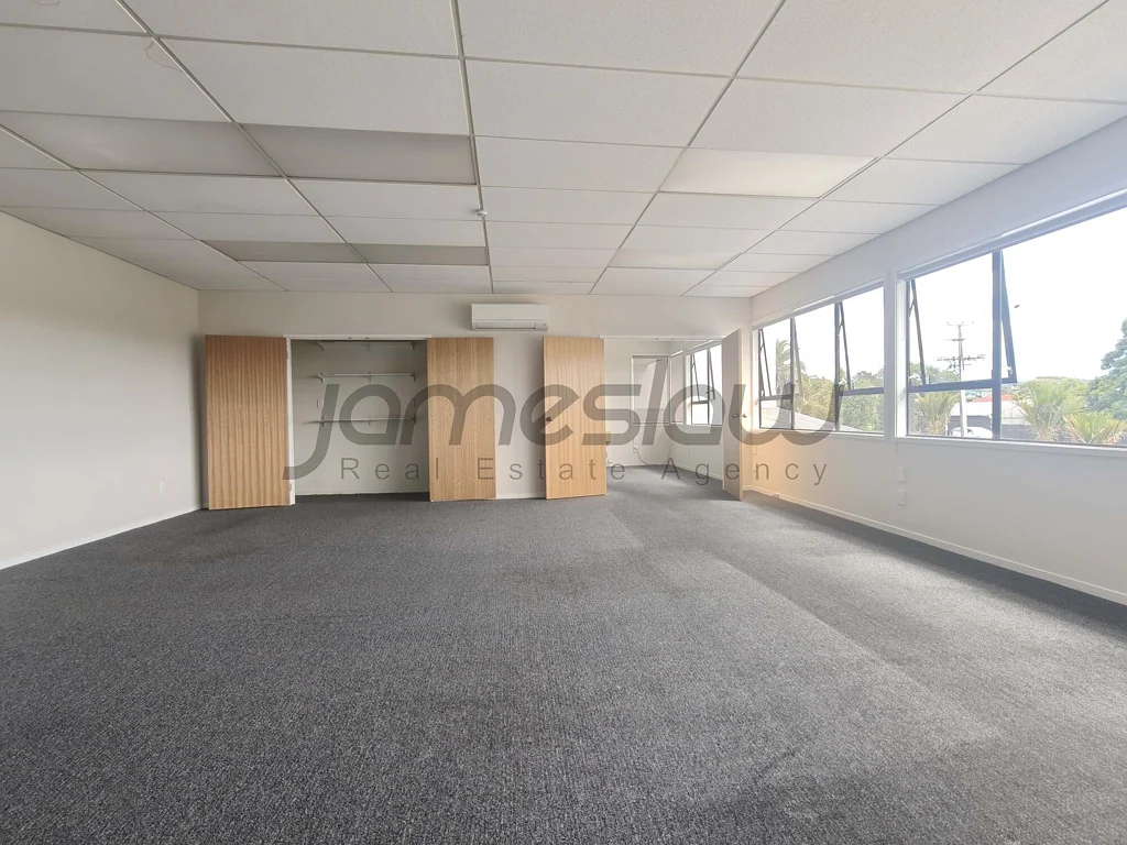 Henderson Affordable 85sqm Open Plan Office +2 Carparks