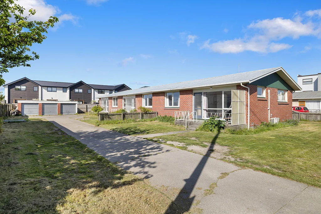 1-3/14 Whiteleigh Avenue, Addington, Canterbury