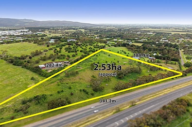New Gisborne  (Magnet Lane, New Gisborne) A Rare Opportunity in the Heart of New Gisborne