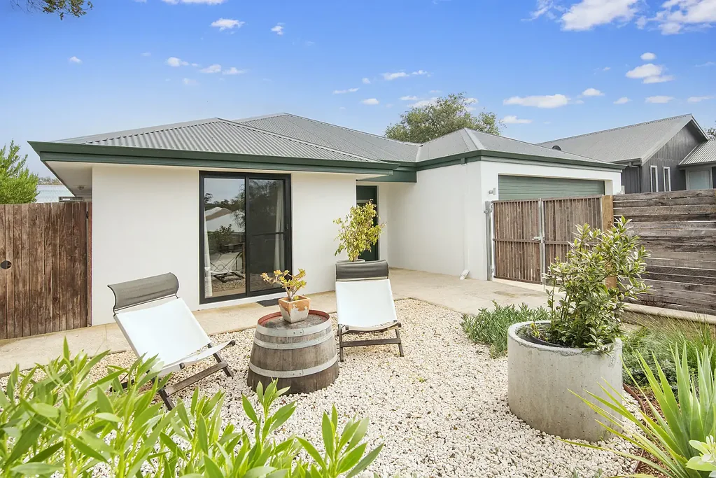 Margaret River 4房  Modern Margaret River Sanctuary: Fully Reimagined Lifestyle Home
