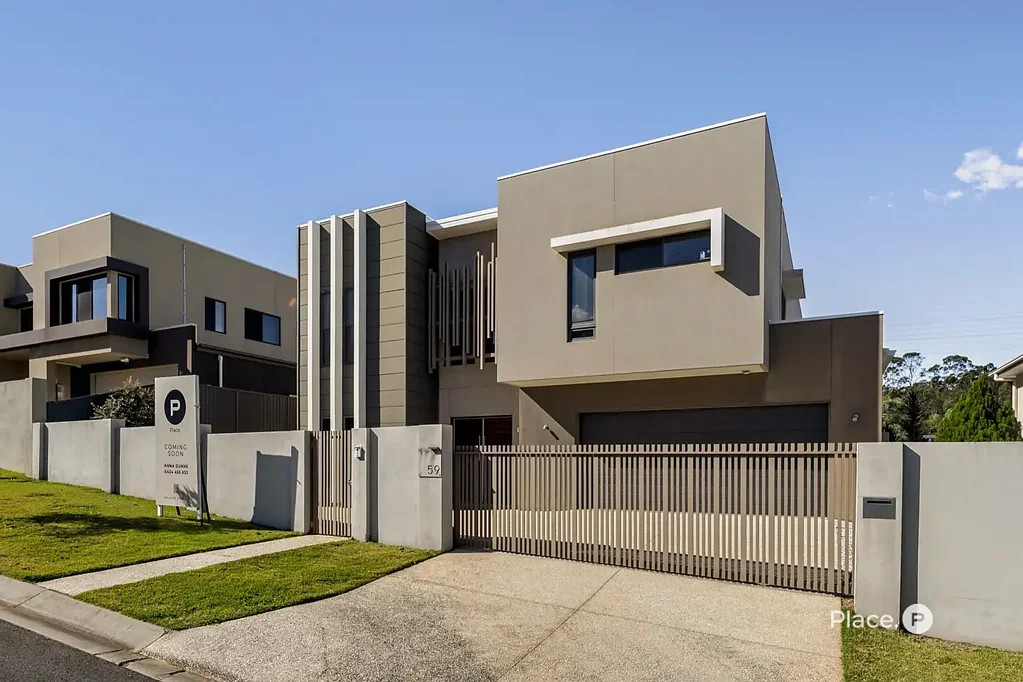 Carindale 5Kwarto Expansive Family Layout, Designed to Entertain