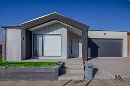 50 Farm Crescent, Donnybrook