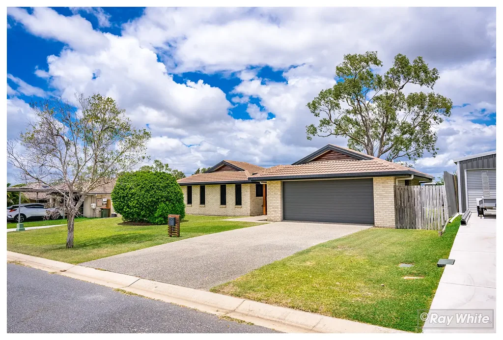 9 Cunningham Court, Gracemere, QLD 4702