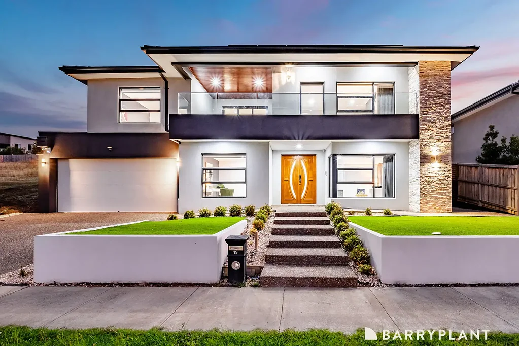 19 Eastbourne Crescent, Officer, VIC 3809