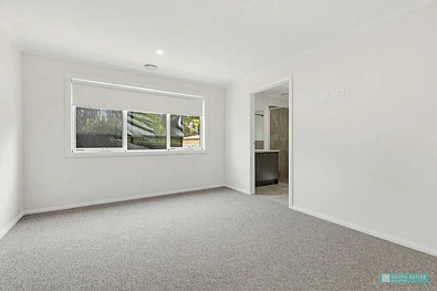 1/10 Fairview Road, Kangaroo Flat, VIC 3555, 4 habitaciones, 2 baños, House