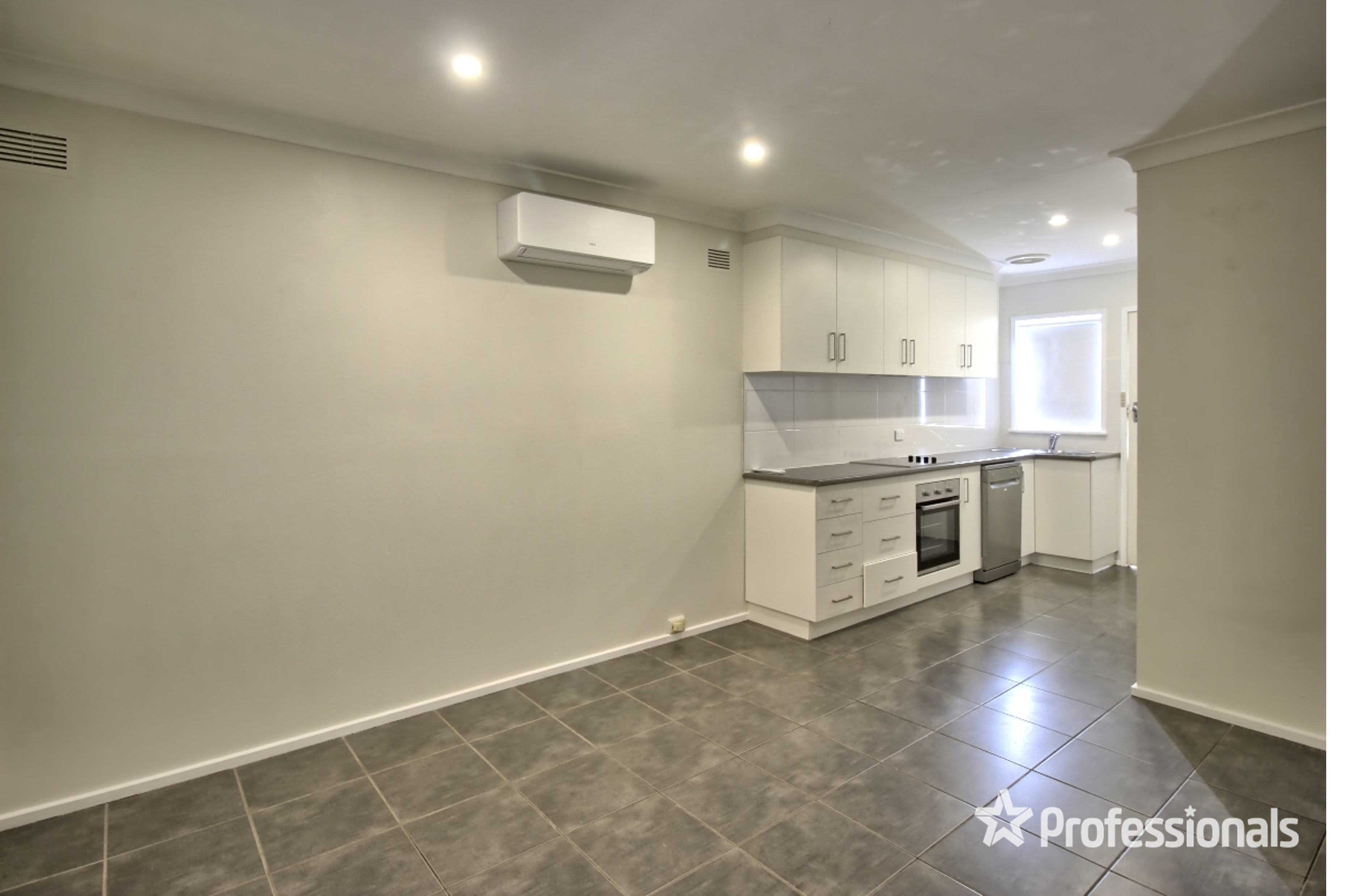 UNIT 7 10 SHERWOOD AV, KOORINGAL NSW 2650, 0 Schlafzimmer, 0 Badezimmer, Unit