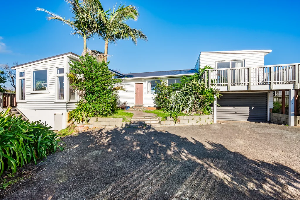 14 Kowhai Grove, Raumati Beach, Kapiti Coast, Wellington