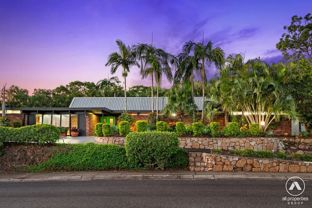 31-33 Ashley Road, Chermside West, QLD 4032