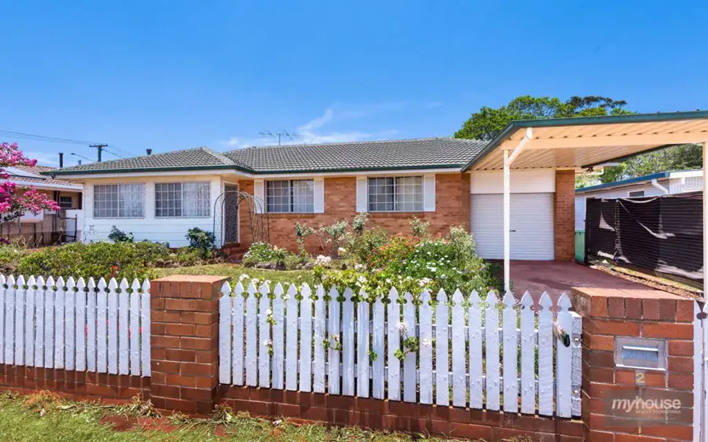 2 Shennan Street, Harristown, QLD 4350